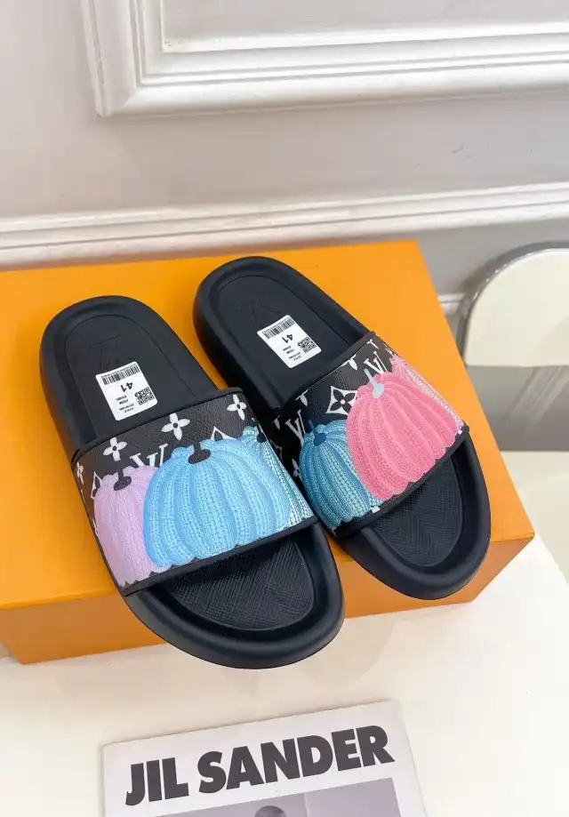 hype LV Slippers