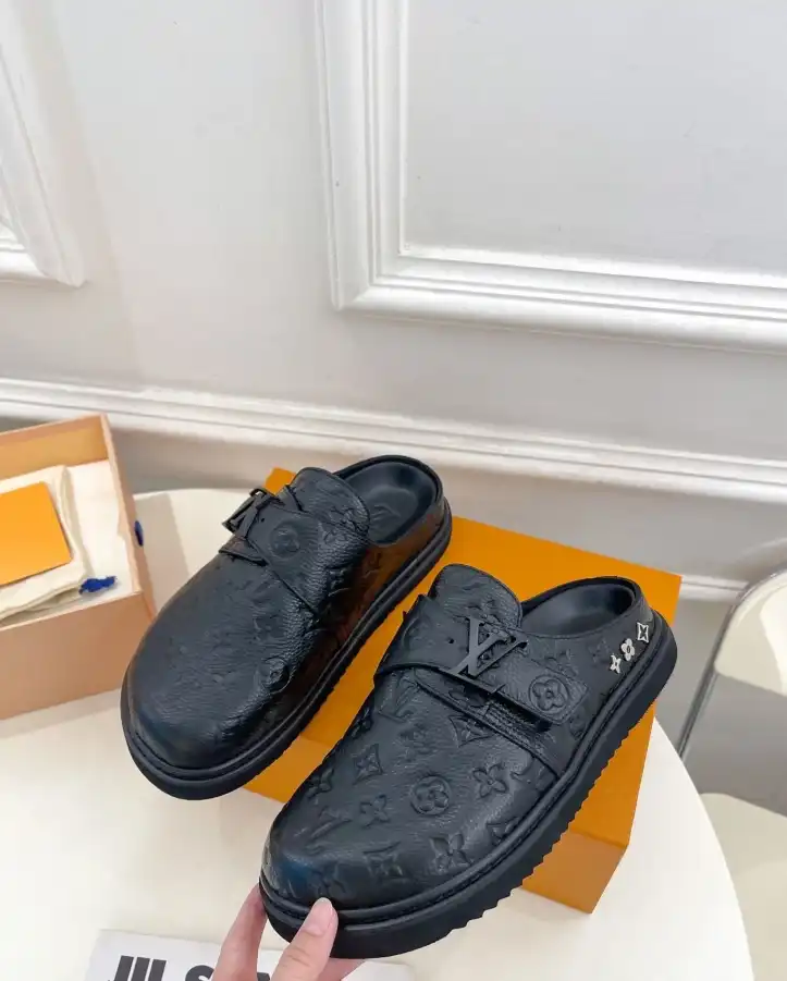 hype LV Slippers