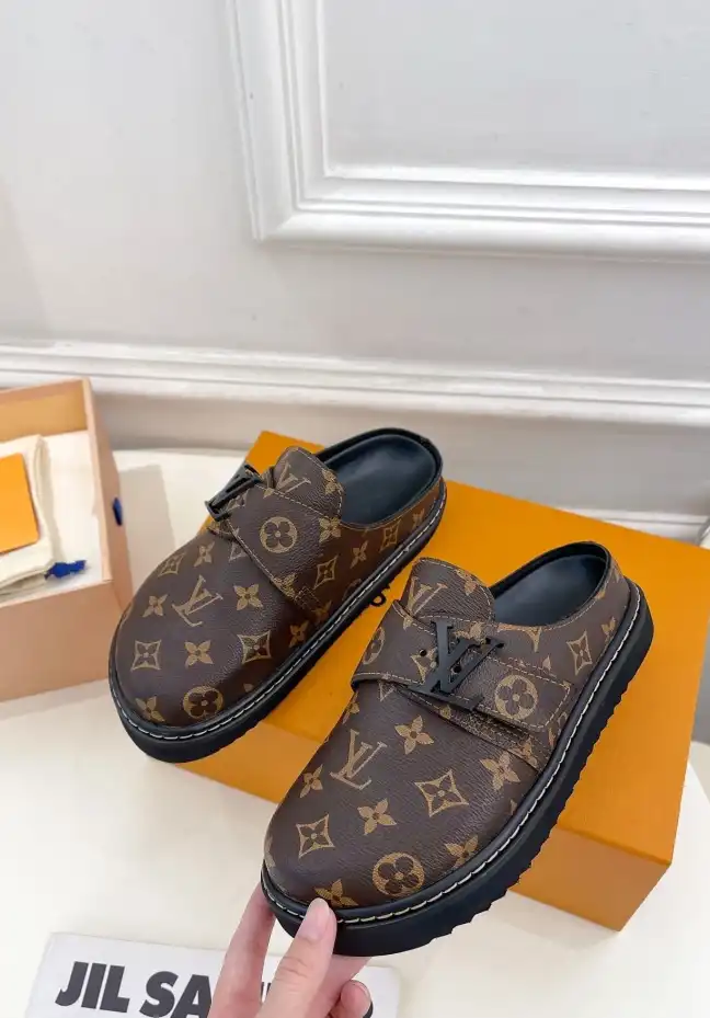 hype LV Slippers