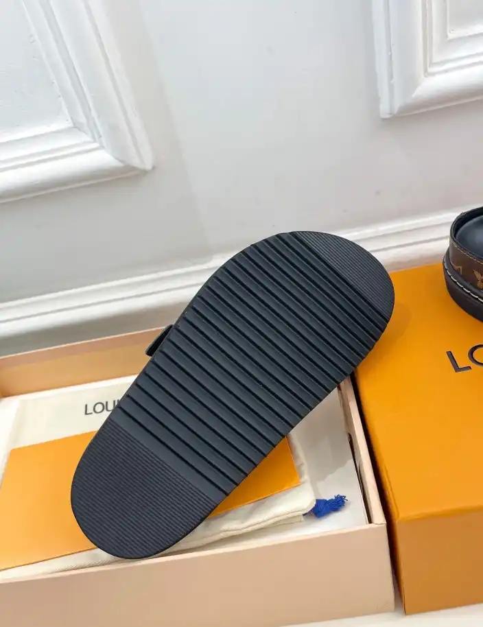 hype LV Slippers