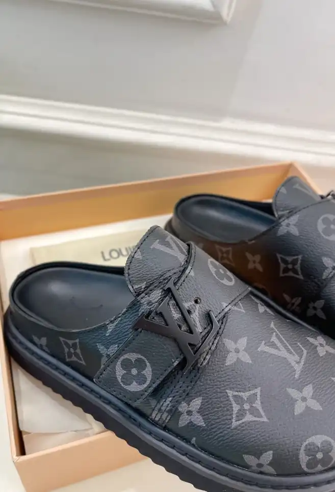 hype LV Slippers