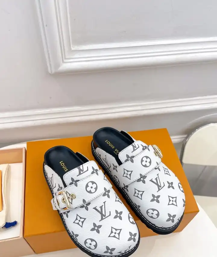 hype LV Slippers