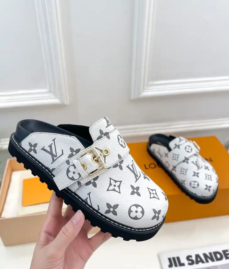 hype LV Slippers