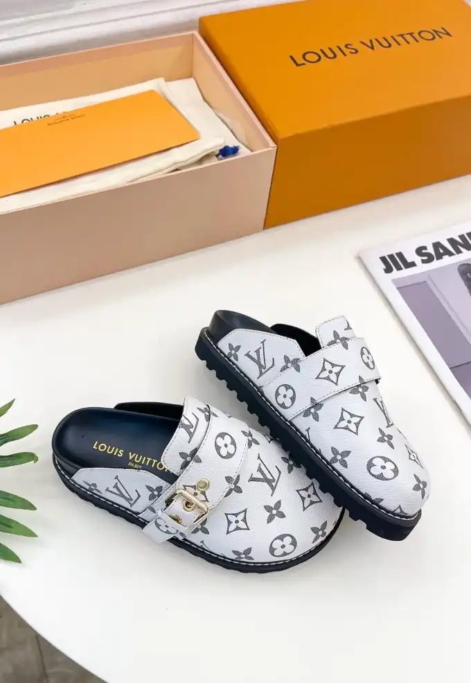 hype LV Slippers