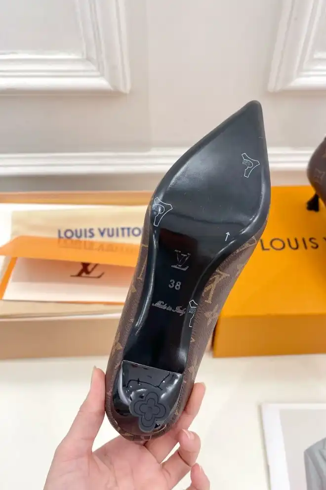 hype LV High Heels