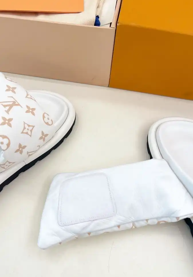 hype LV Slippers