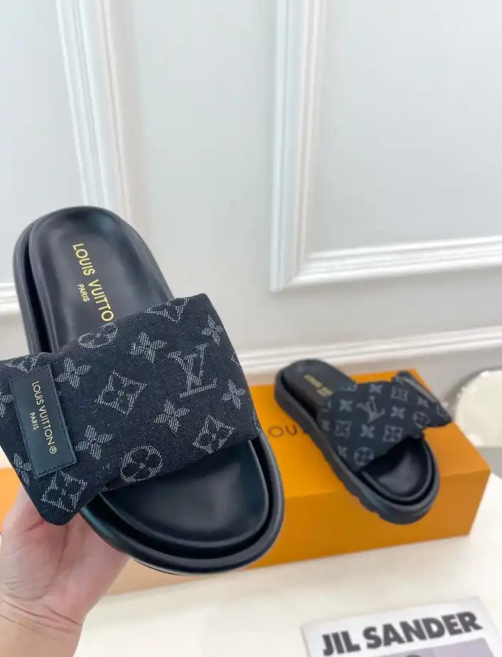 hype LV Slippers