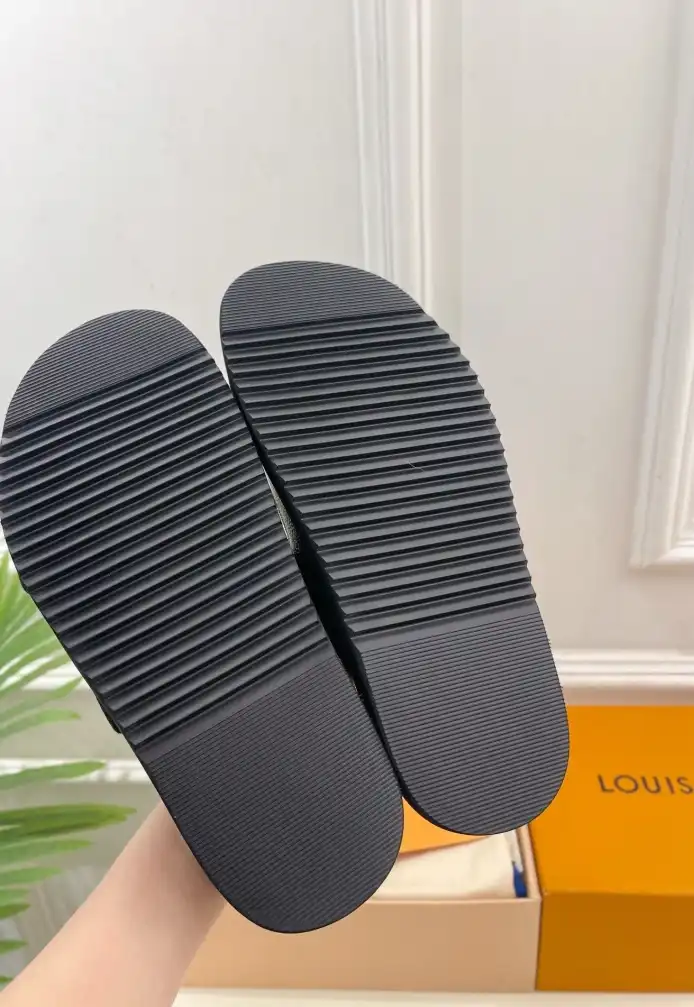 hype LV Sandals