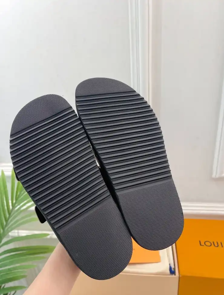 hype LV Sandals