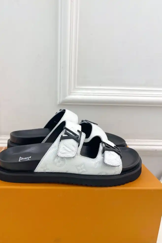 hype LV Sandals