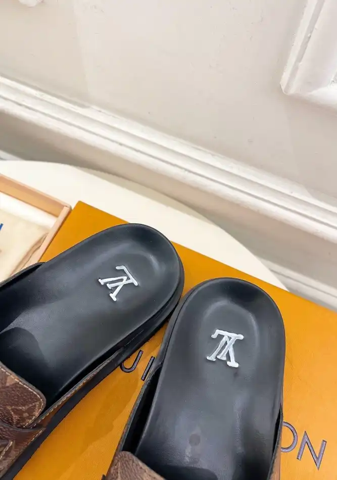 hype LV Slippers