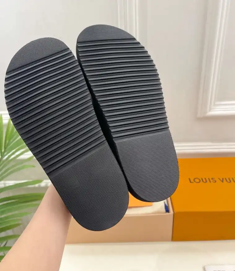 hype LV Slippers