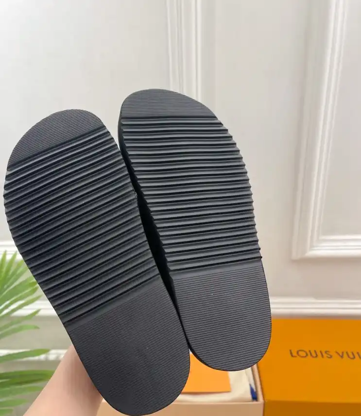 hype LV Slippers