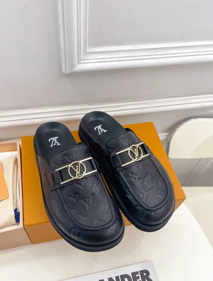 hype LV Slippers