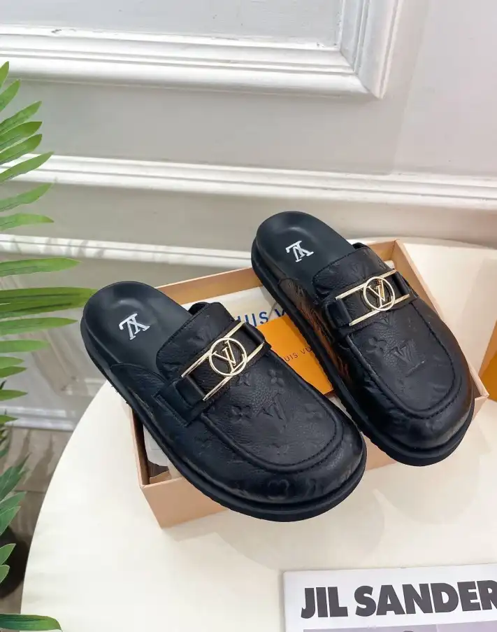 hype LV Slippers