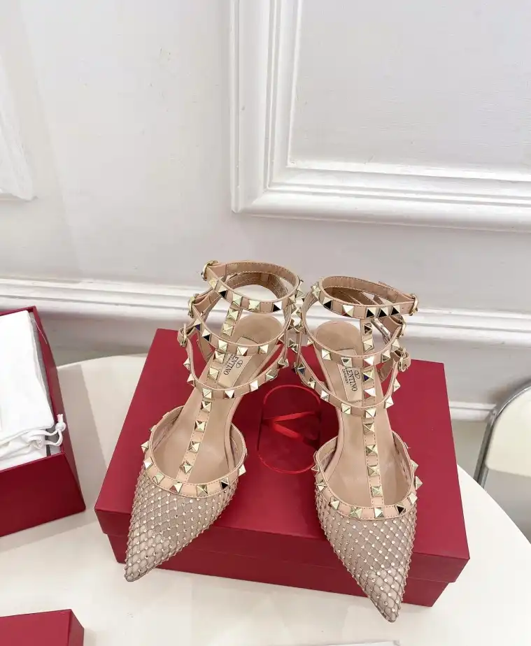 hype Valentino High Heels