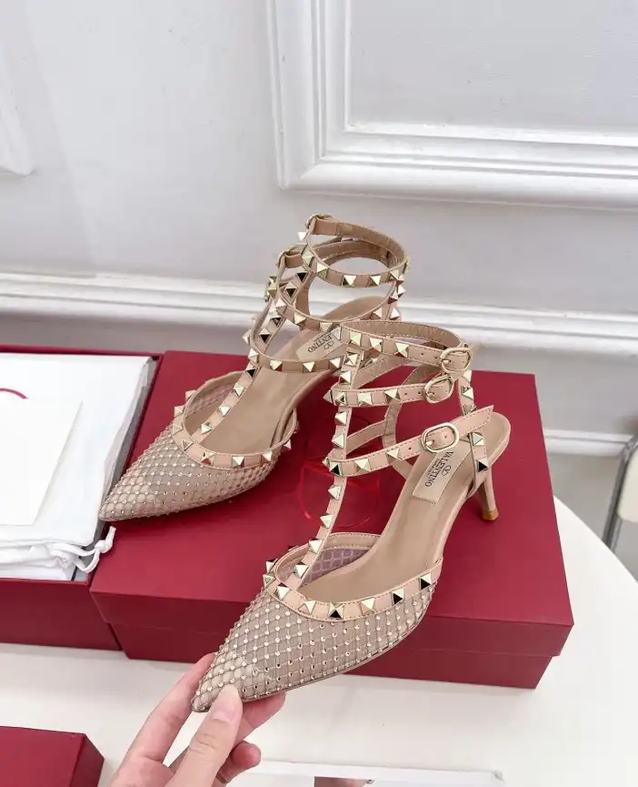 hype Valentino High Heels