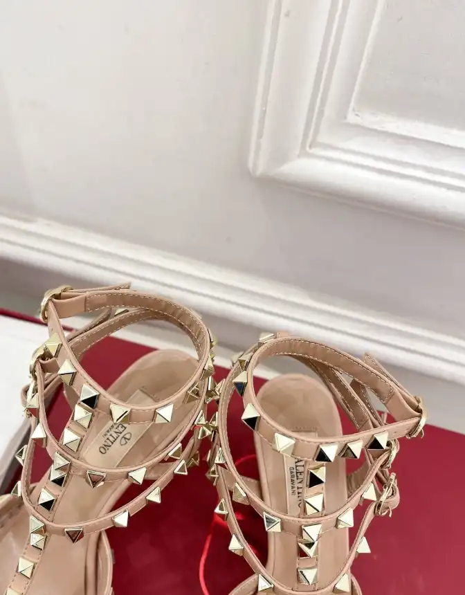 hype Valentino High Heels