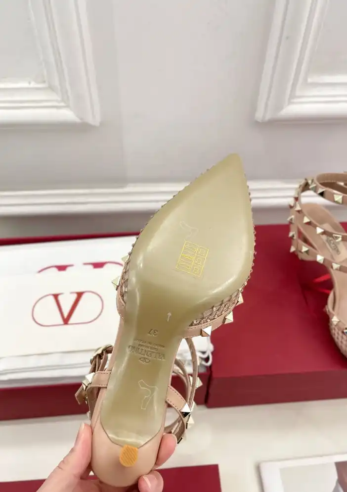 hype Valentino High Heels