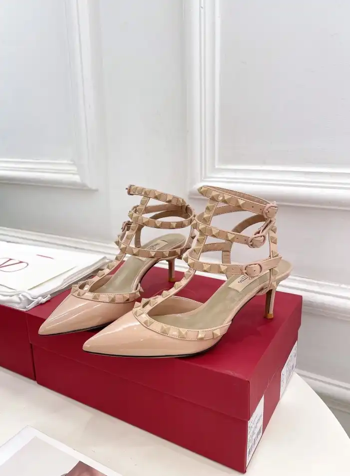 hype Valentino High Heels