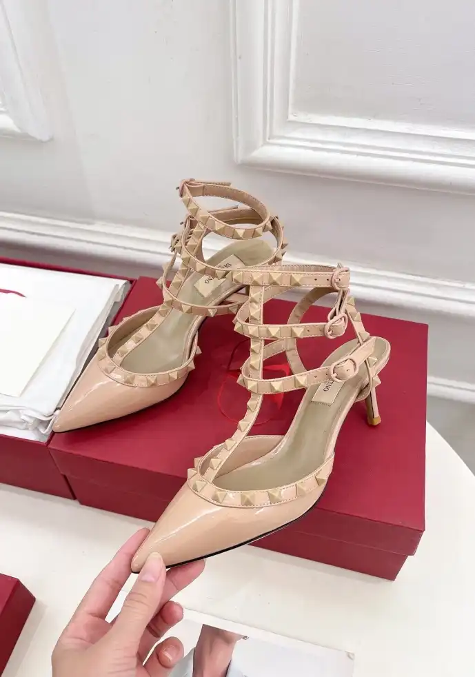 hype Valentino High Heels