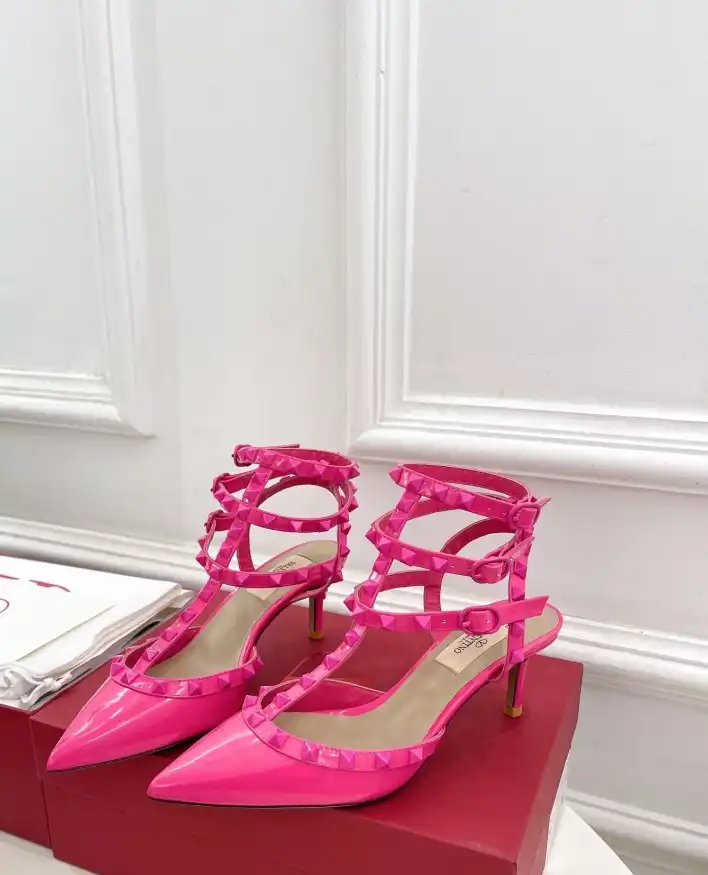 hype Valentino High Heels