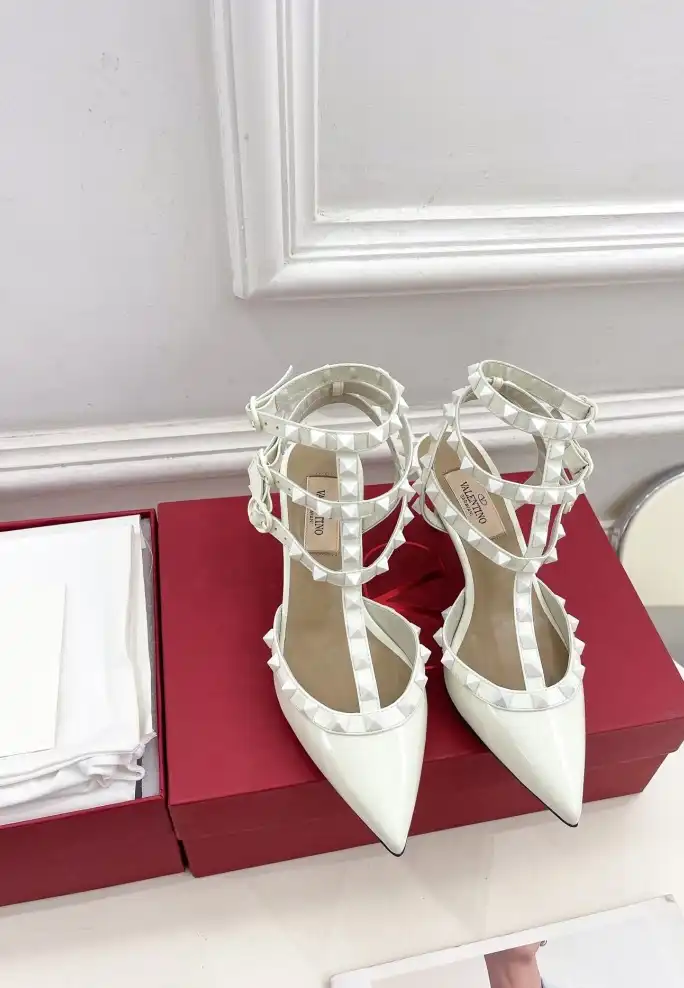 hype Valentino High Heels