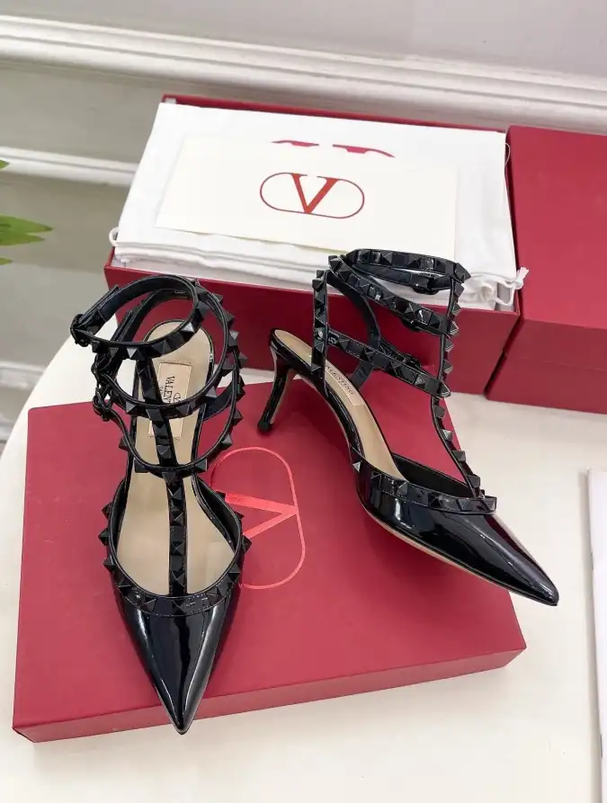 hype Valentino High Heels