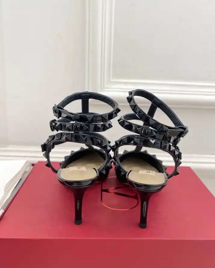 hype Valentino High Heels