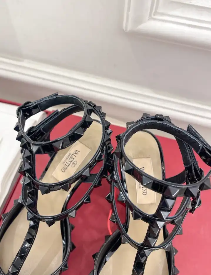 hype Valentino High Heels