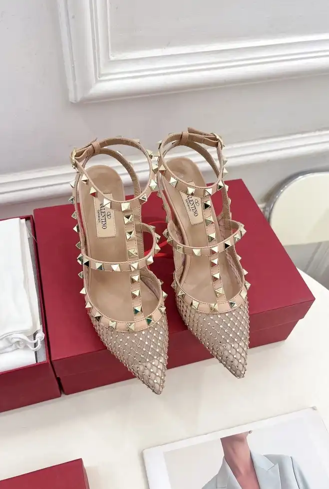 hype Valentino High Heels