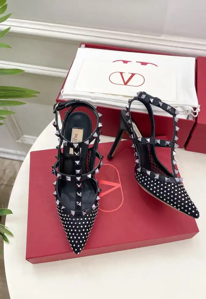 hype Valentino High Heels