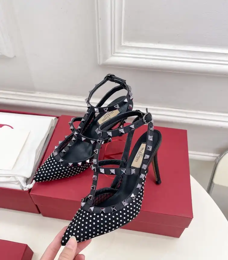 hype Valentino High Heels