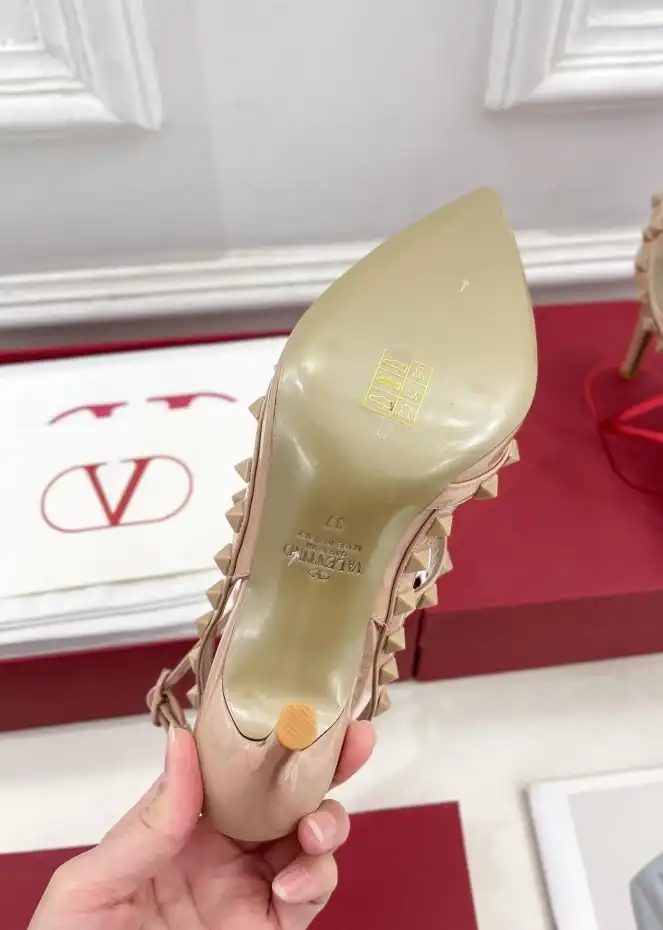 hype Valentino High Heels