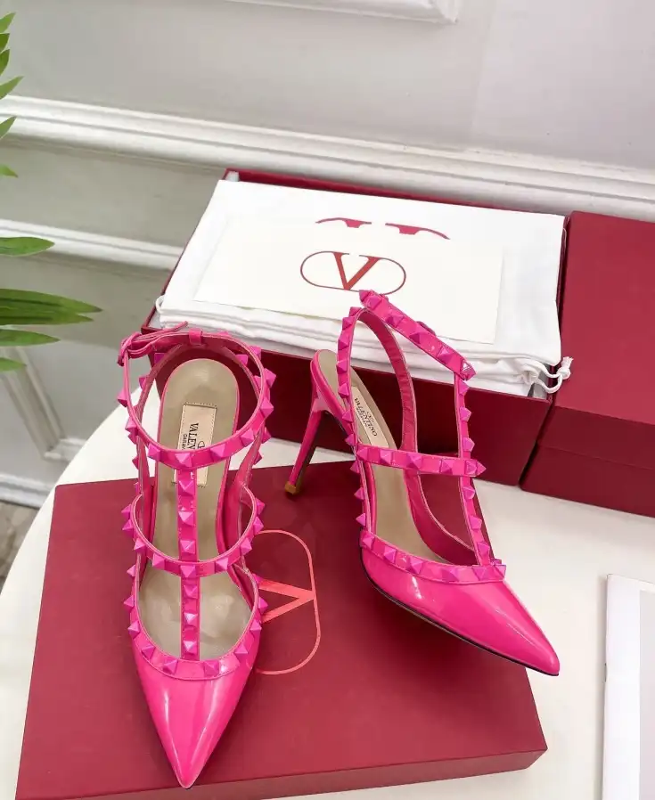 hype Valentino High Heels