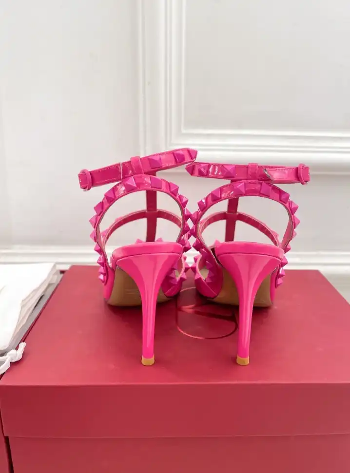 hype Valentino High Heels