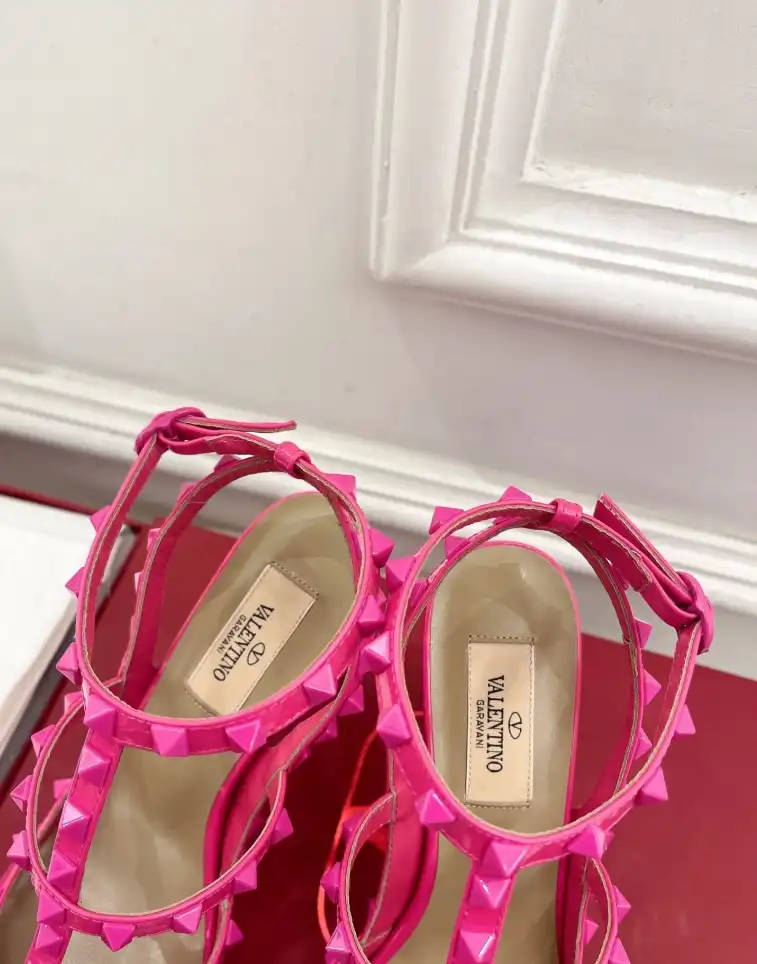 hype Valentino High Heels