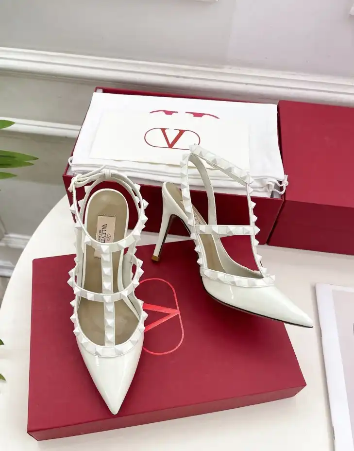 hype Valentino High Heels