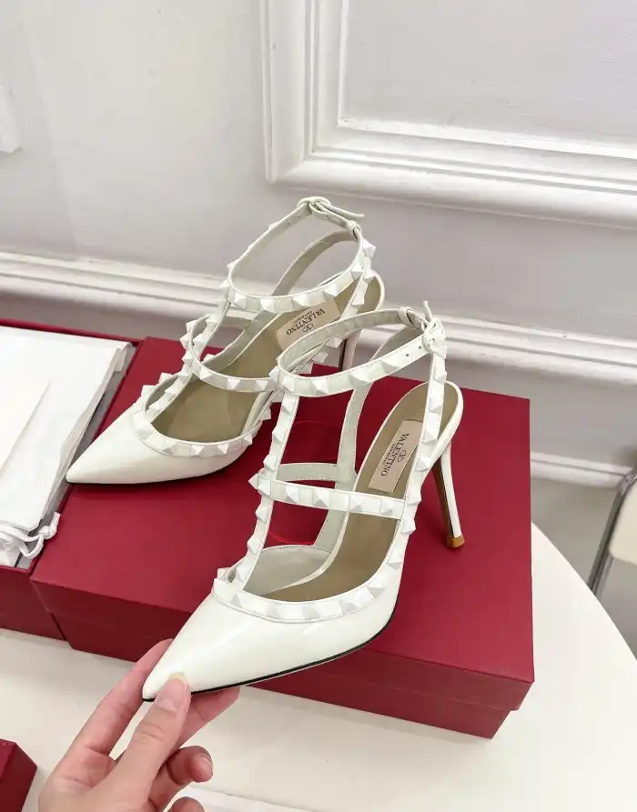 hype Valentino High Heels