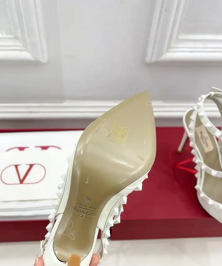 hype Valentino High Heels