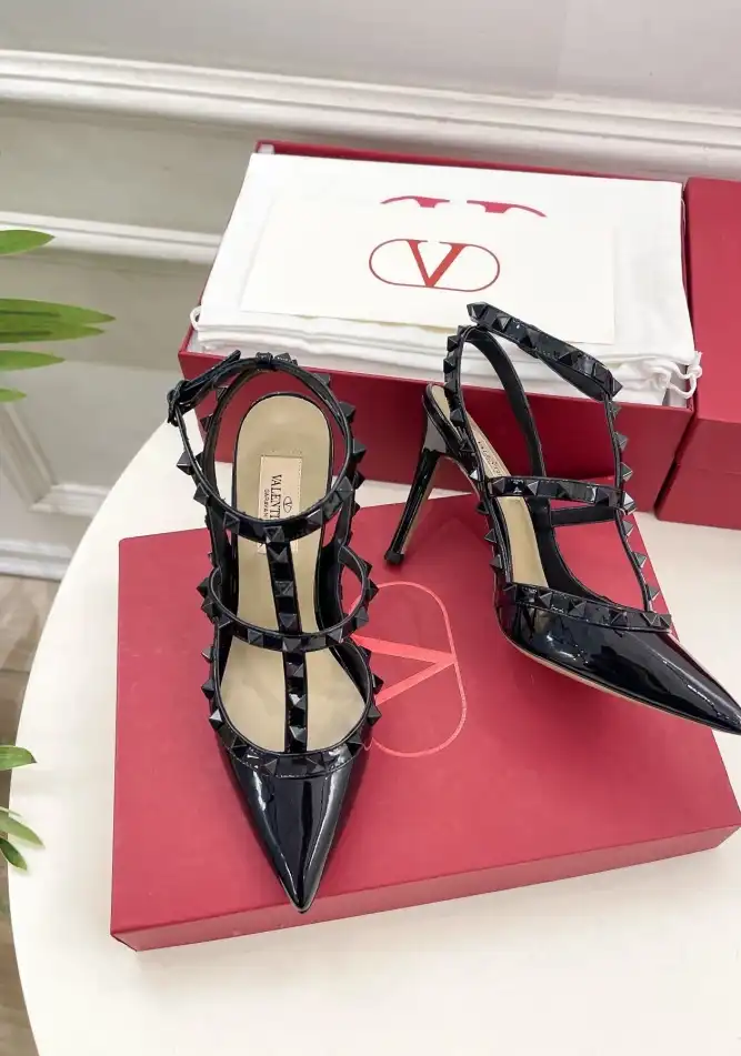 hype Valentino High Heels