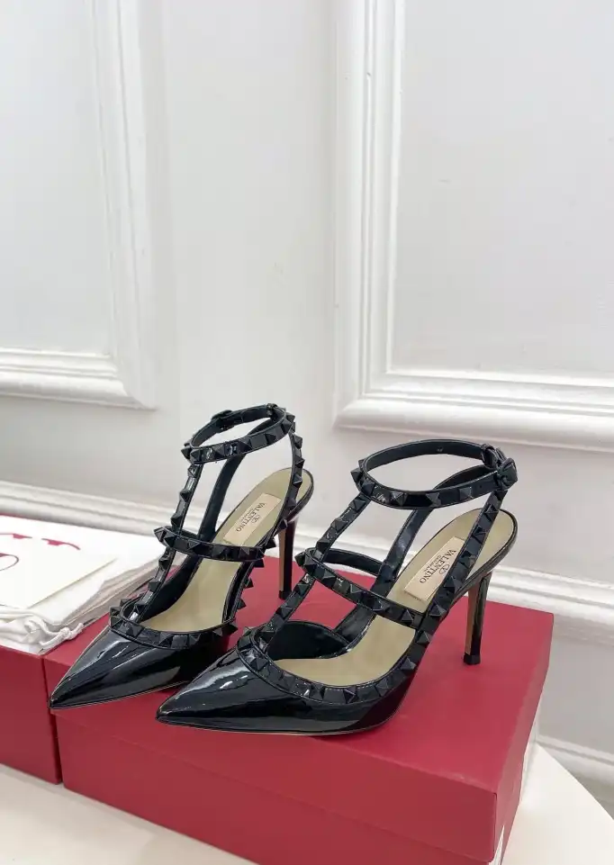 hype Valentino High Heels