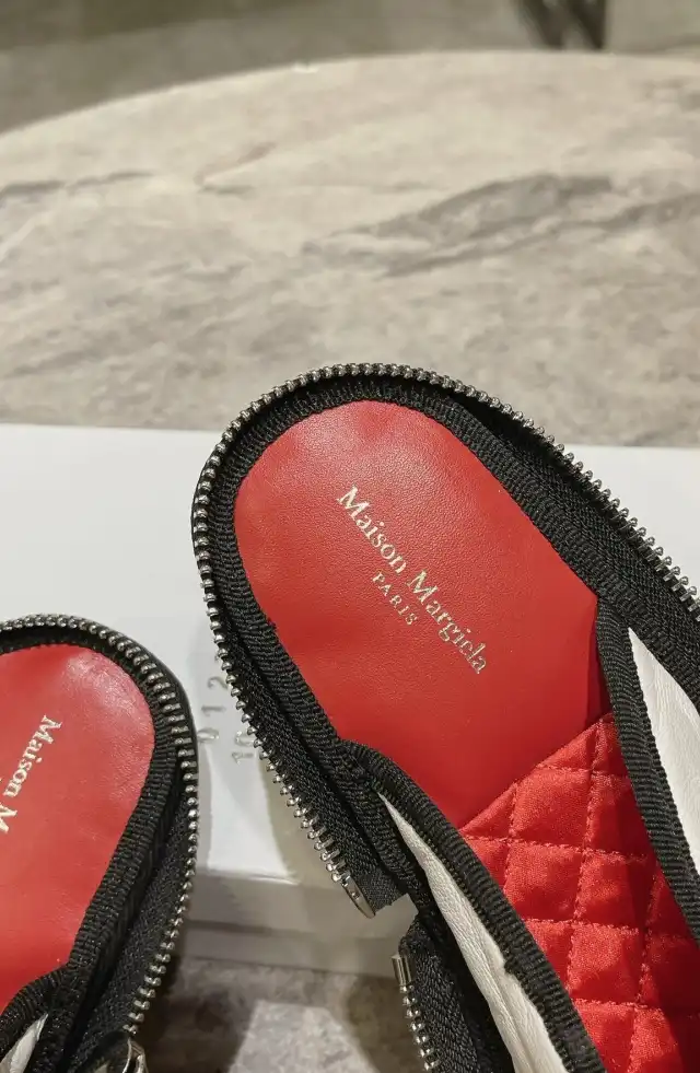 hype Other Slippers