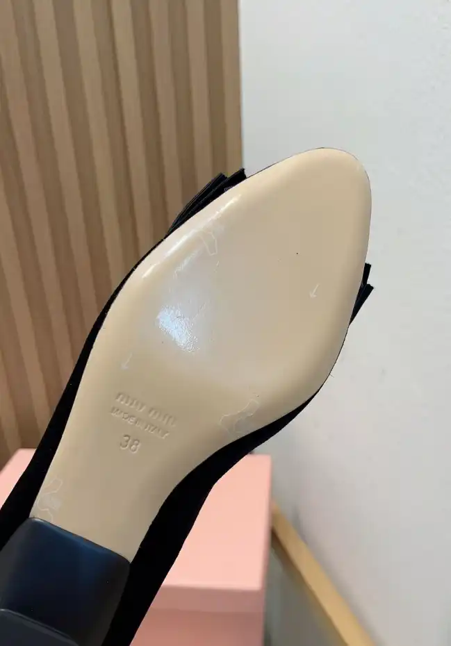 hype Miu Miu flat shoes