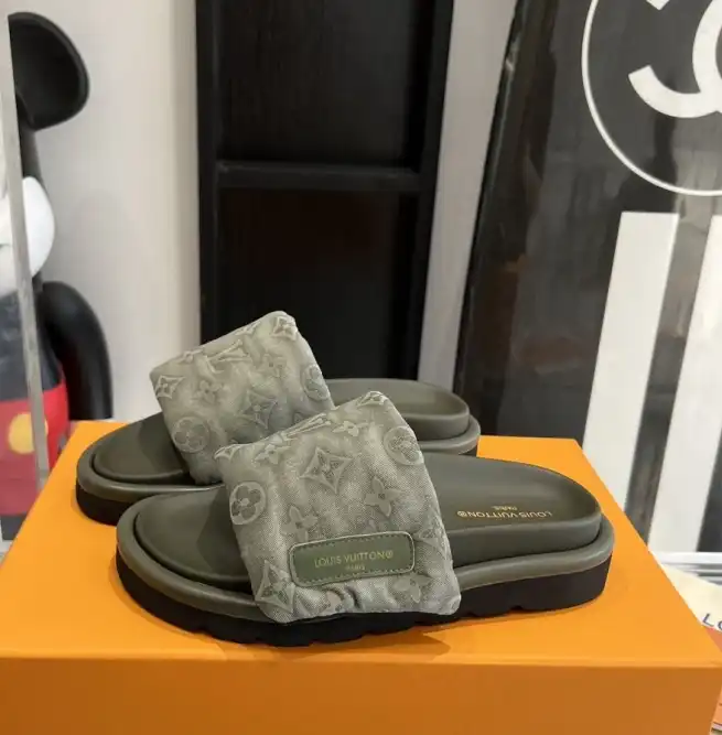 hype LV Slippers