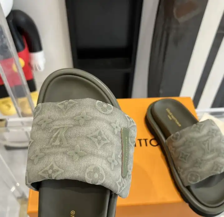 hype LV Slippers