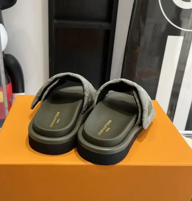 hype LV Slippers