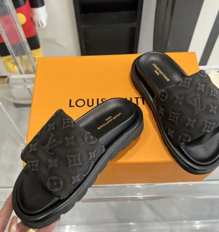 hype LV Slippers