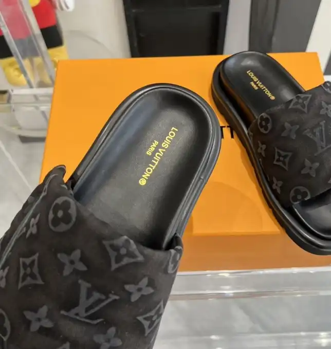 hype LV Slippers