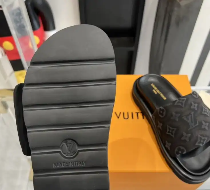 hype LV Slippers